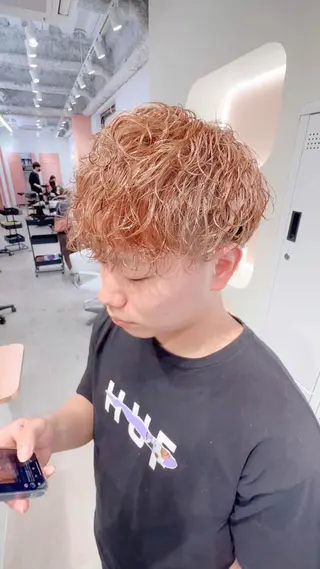 ショート パーマ メンズ 艶髪/髪質改善 塩屋公一朗のヘアスタイル