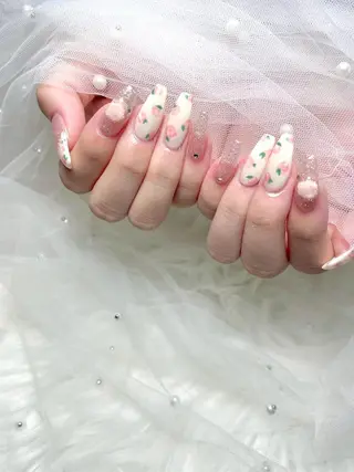 ネイル PEEKABOO 旧:momo京橋のネイルデザイン