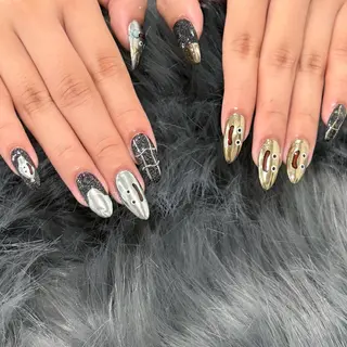 ネイル EmaNail 🧸Momokaのネイルデザイン