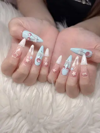 ネイル Lee Nailsのネイルデザイン