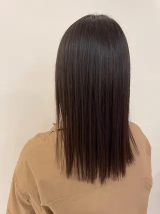 セミロング 仲間 楓のヘアスタイル