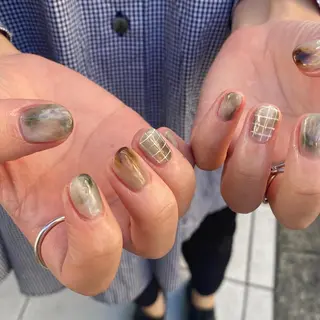 ネイル 栗林 実莉のネイルデザイン