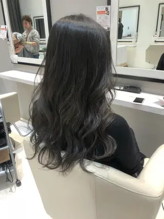 ロング カラー 酒井 敬之のヘアスタイル