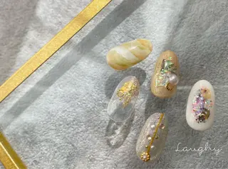 ネイル Nail Room Laughyのネイルデザイン