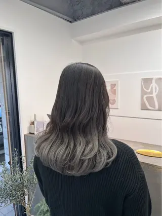 セミロング 前 侃太のヘアスタイル