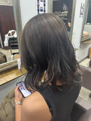 ミディアム 産休の為お休みです! 小島凜のヘアスタイル