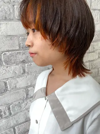 ショート カラー Oopsレイヤー 加藤澄都のヘアスタイル