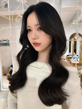 ロング カラー 【韓国ヘア×透明感 カラー】笹谷 莉未のヘアスタイル