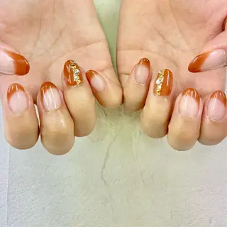 ネイル One’Ness Nana🤍のネイルデザイン