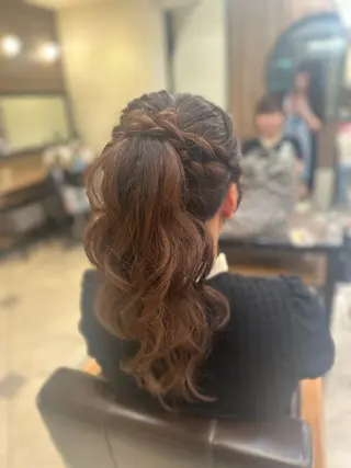 セミロング ヘアアレンジ 山本 かおりのヘアスタイル