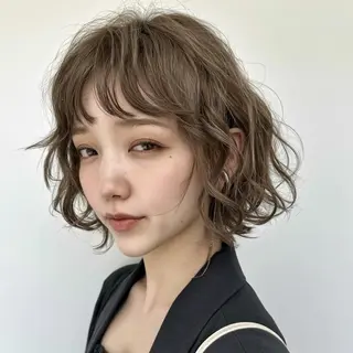 ショート パーマ ハイトーン/表参道 ミウのヘアスタイル