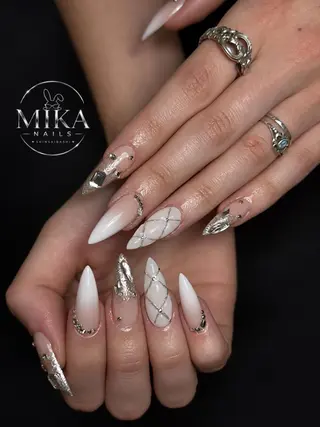 ネイル Mika Nailsのネイルデザイン