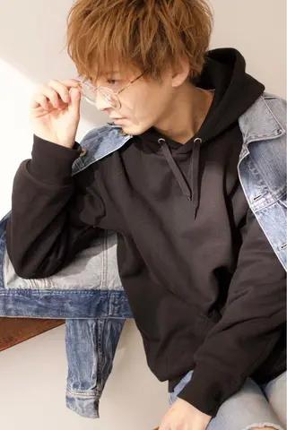 ショート カラー パーマ ヘアアレンジ メンズ キッズ メンズ特化美容師 aiの眉毛・アイブロウイメージ