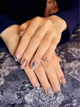 ネイル Atelier Violetteのネイルデザイン