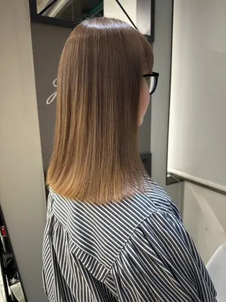 セミロング カラー 🎀透明感 カラーHiROEのヘアスタイル