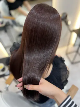 ロング カラー Zina aimiのヘアスタイル
