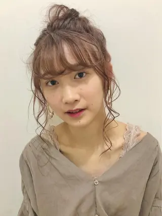 ロング カラー ヘアアレンジ 大平 美沙のヘアスタイル