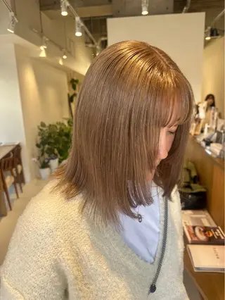 ミディアム ブリーチなしベー ジュ/tuburaのヘアスタイル