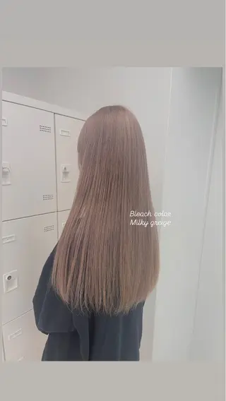 ロング カラー 🤍💕ブリーチカラ ーAyaka💕🤍のヘアスタイル