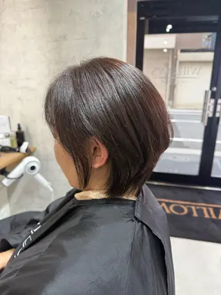 ショート カラー 佐藤 佑美香のヘアスタイル