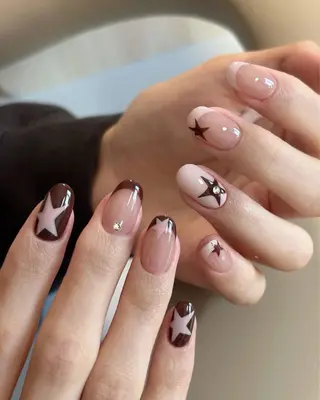 ネイル T. Leeのネイルデザイン