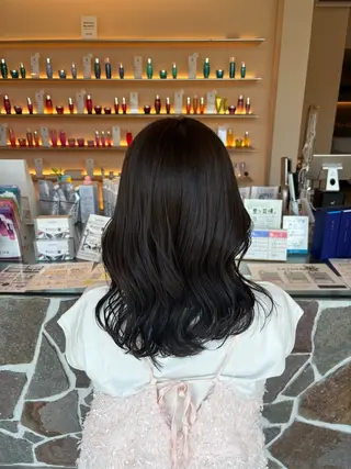 カラー 坂本 温のヘアスタイル