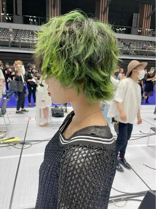 ショート カラー 《インナーカラー》 YAMADAのヘアスタイル