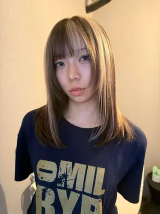 ミディアム ブリーチカラー yuraraのヘアスタイル