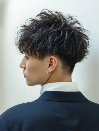 パーマ メンズ TELA HAIR 副代表RIKUのヘアスタイル