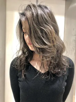 セミロング Ash 店長 山下達也のヘアスタイル