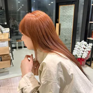 ロング カラー 透明感カラー/ パーマのヘアスタイル