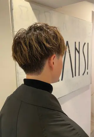 ショート カラー パーマ メンズ ちこ .のヘアスタイル