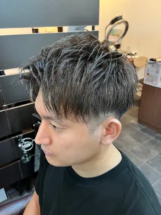 カラー メンズ 米本 匠のヘアスタイル
