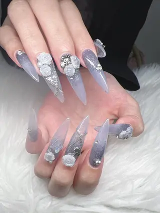 ネイル Lee Nailsのネイルデザイン