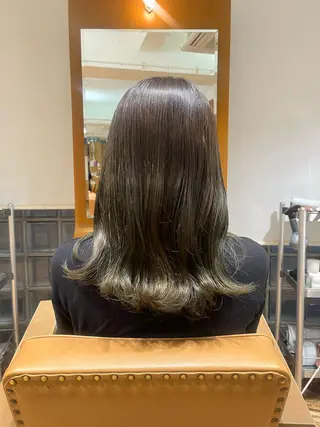 カラー 🫧タカムラ ユカ/ 金沢文庫🫧のヘアスタイル