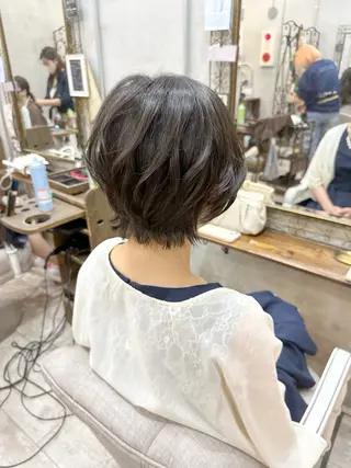 ショート ヘアアレンジ カット スパのヘアスタイル