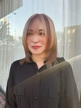 ミディアム カラー ボブ・カラー 琴音のヘアスタイル