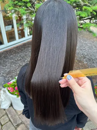 ロング 西田 早輝子🍊のヘアスタイル