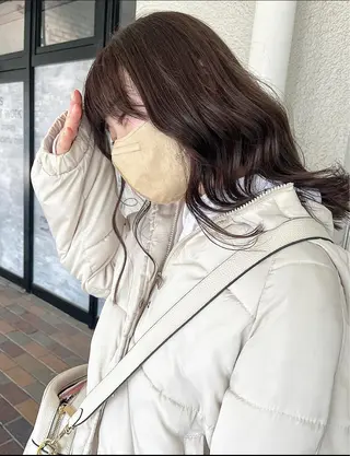 ミディアム カラー 荒川 ひなの 新川崎のヘアスタイル
