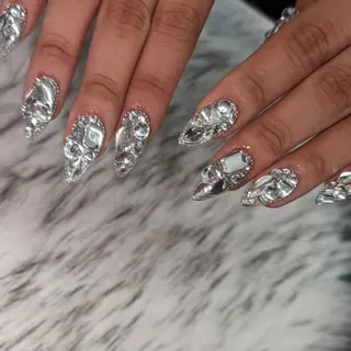 ネイル RUNWAY 　　のネイルデザイン
