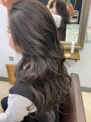 ロング カラー 産休の為お休みです! 小島凜のヘアスタイル