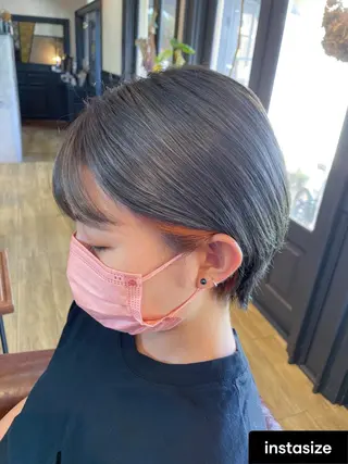 ショート カラー 小林 亮平のヘアスタイル