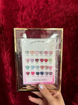 ネイル Nailst AKINAのネイルデザイン