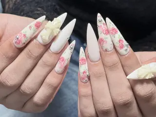 ネイル Yuu🎀 Belle Nailのネイルデザイン