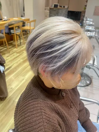 ショート 碇山 楓己のヘアスタイル
