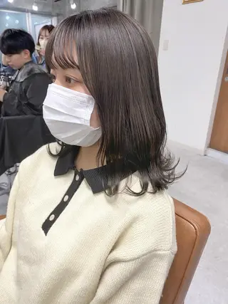 ミディアム カラー ヘアアレンジ 🌷FUKA🌷 まろやかハイトーンのヘアスタイル