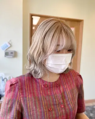 カラー NUMBER 天王寺YUYAのヘアスタイル