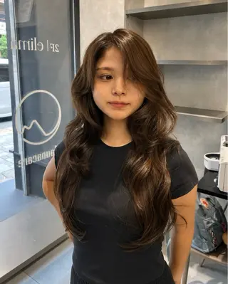ロング 大人レイヤー/艶美髪 🇺🇸TOMONAのヘアスタイル