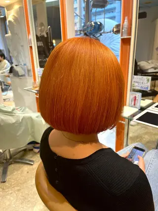 ショート カラー うしだ かおるのヘアスタイル