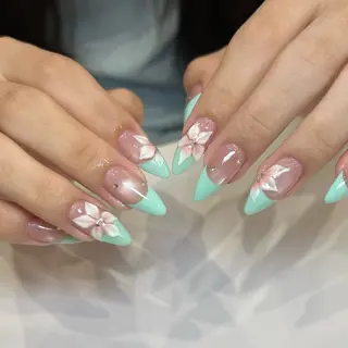 ネイル Allure 小山店 結咲(ゆいさ)のネイルデザイン